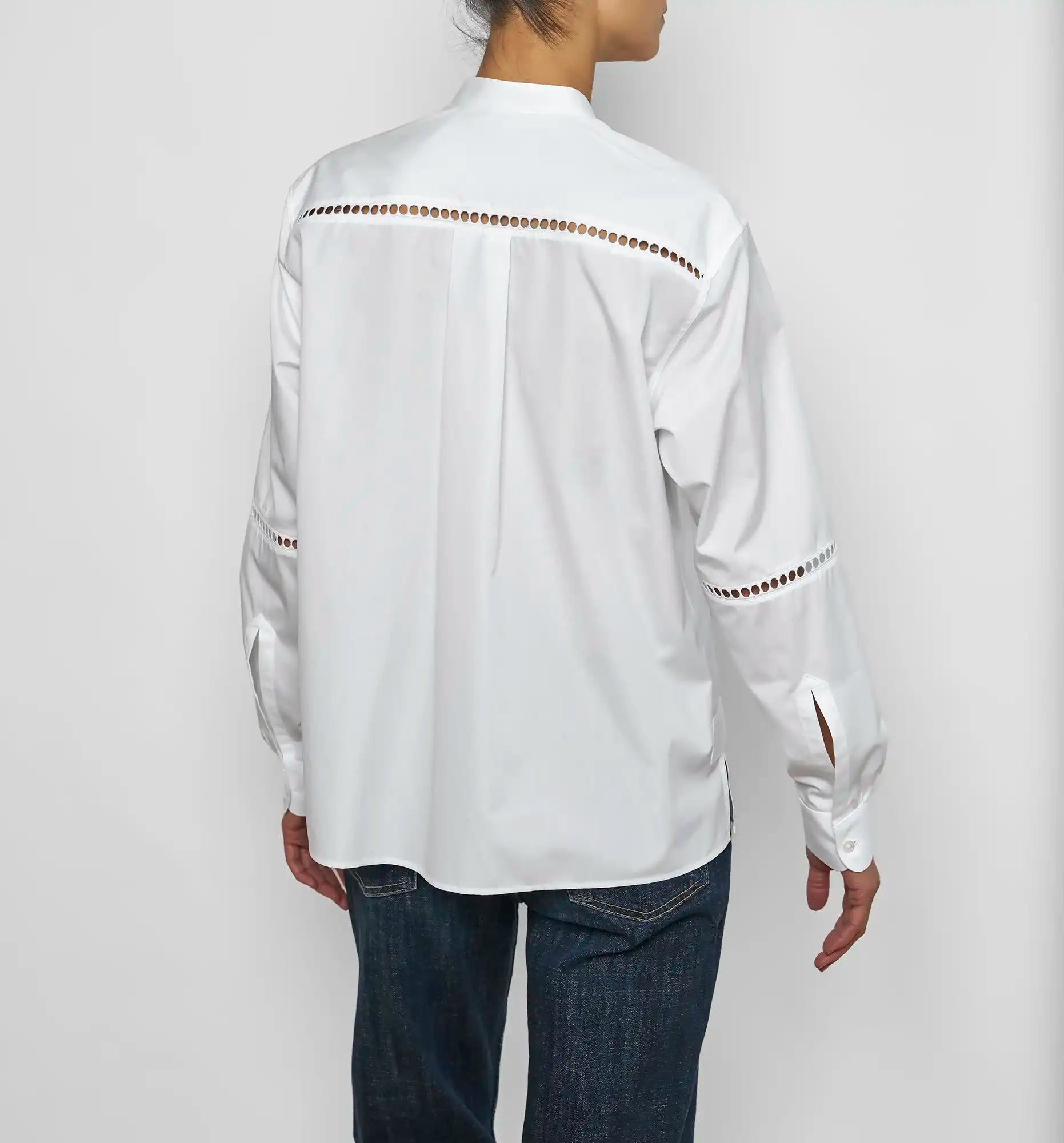 Venetian Painter's Shirt in white poplin, on-model back view — Sébline