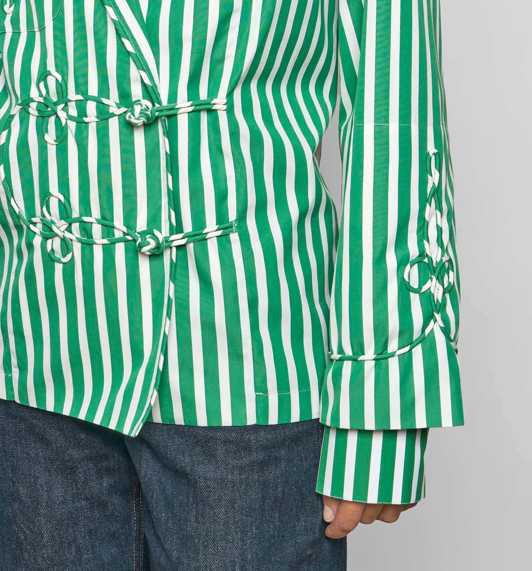 EMBROIDERED SMOKING JACKET