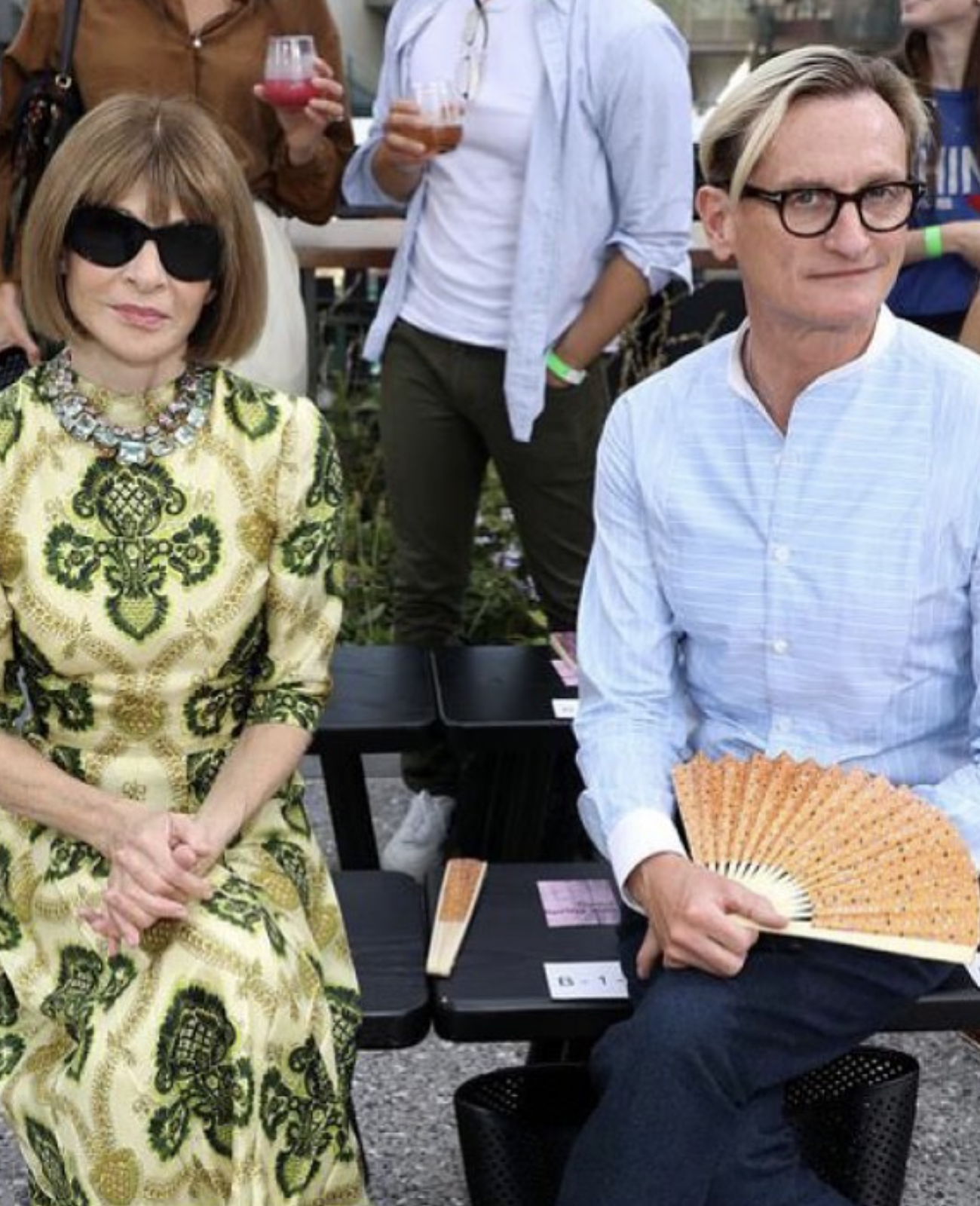 Who's wearing Sébline ?